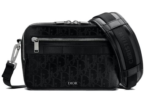 Dior Safari Messenger Bag Oblique Galaxy Black .